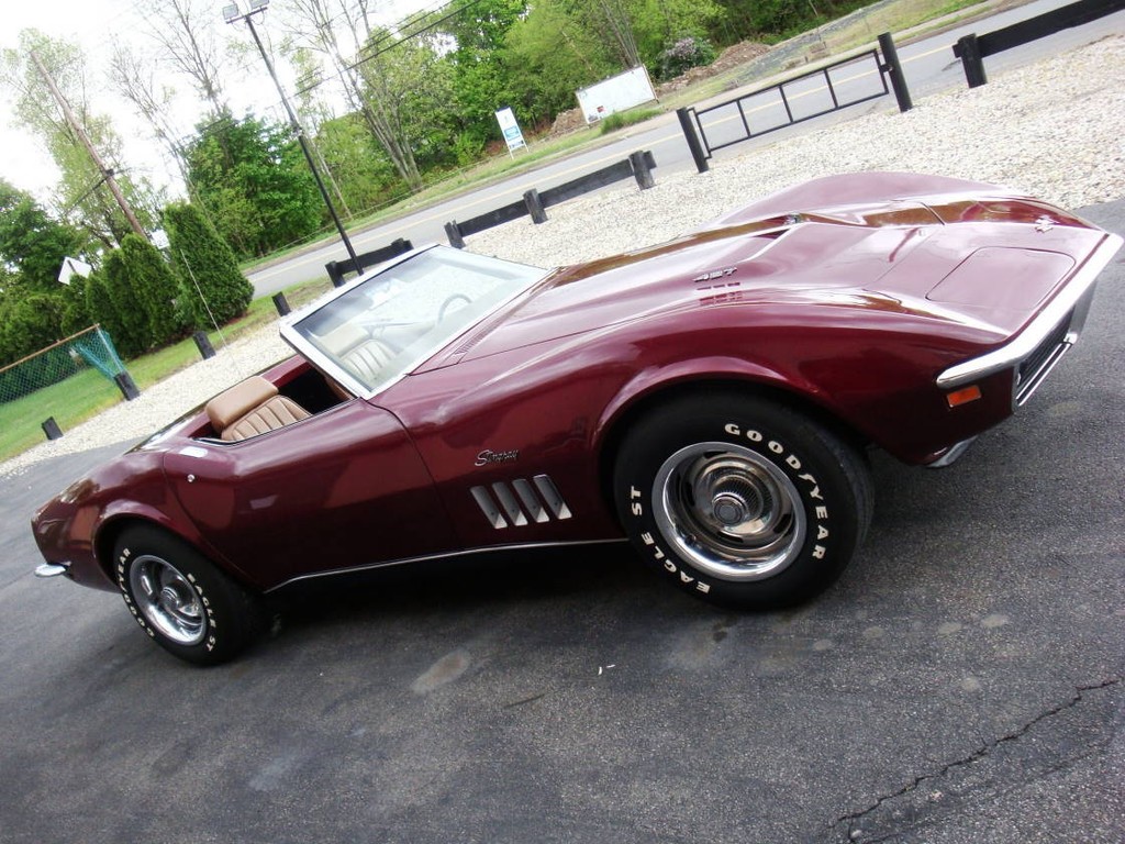 The Bowtie - 1969 Corvette 427 Convertible
