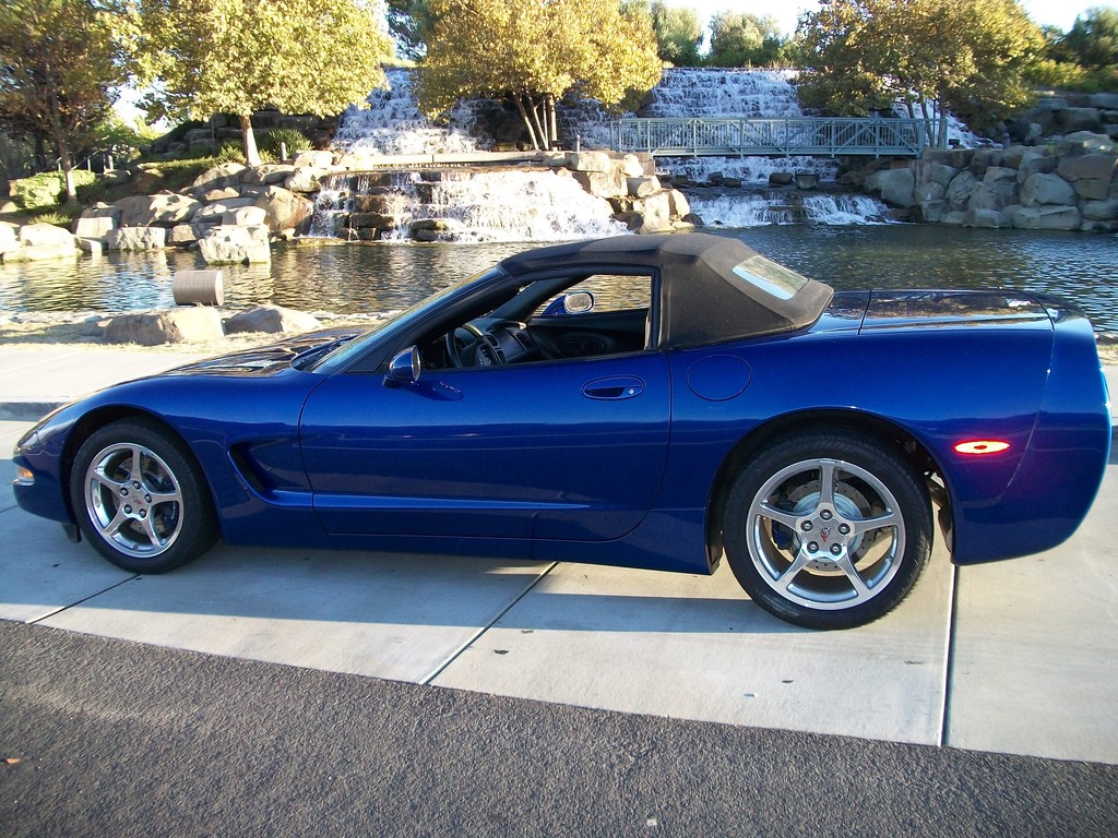 FS 2003 Electric Blue Corvette Convertible in CA 35000 obo